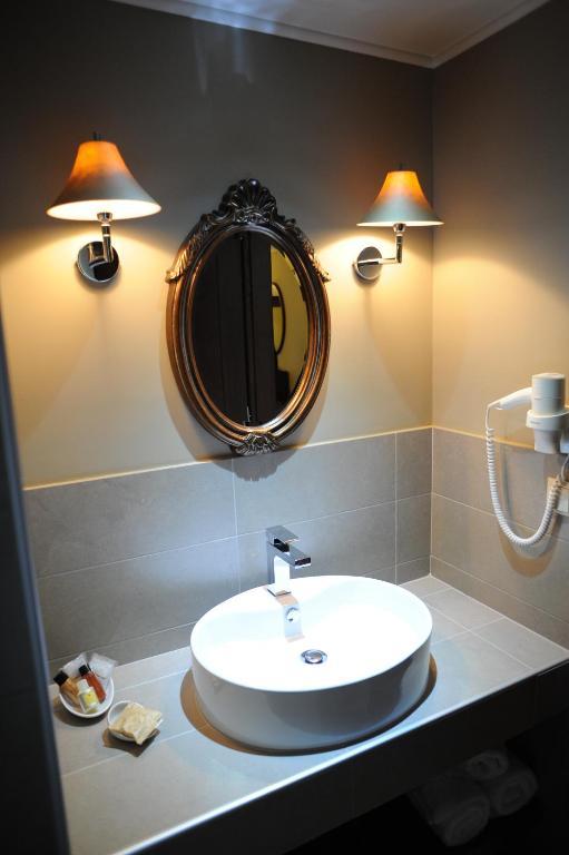 Agapi Luxury Hotel Káto Loutrákion Rom bilde